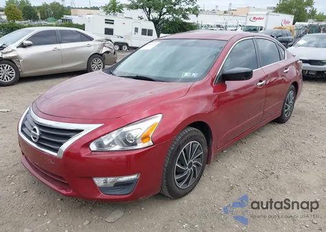 2015 Nissan Altima 2.5 S z USA, uszkodzony, nr VIN 1N4AL3AP6FC579257